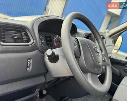 Белый Ниссан NV400, объемом двигателя 2.3 л и пробегом 191 тыс. км за 17500 $, фото 16 на Automoto.ua