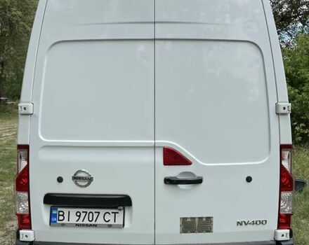 Белый Ниссан NV400, объемом двигателя 2.3 л и пробегом 493 тыс. км за 12900 $, фото 3 на Automoto.ua