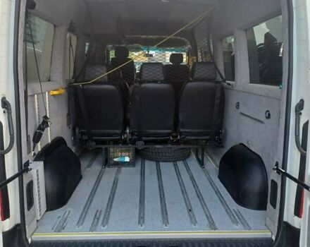 Білий Ніссан NV400, об'ємом двигуна 2.3 л та пробігом 348 тис. км за 18000 $, фото 4 на Automoto.ua
