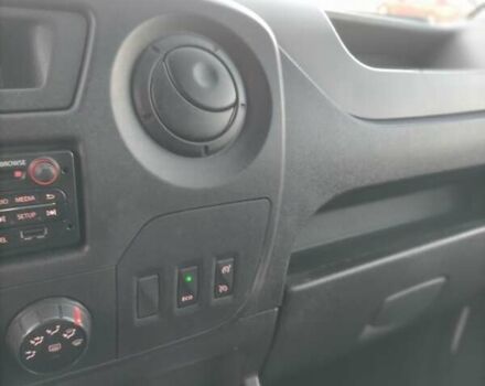Білий Ніссан NV400, об'ємом двигуна 2.3 л та пробігом 305 тис. км за 12900 $, фото 15 на Automoto.ua