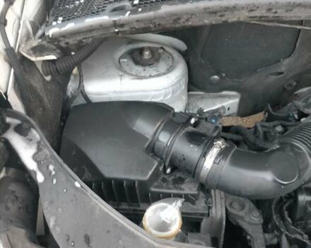 Білий Ніссан NV400, об'ємом двигуна 2.3 л та пробігом 305 тис. км за 12900 $, фото 24 на Automoto.ua
