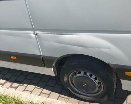 Білий Ніссан NV400, об'ємом двигуна 2.3 л та пробігом 305 тис. км за 12900 $, фото 3 на Automoto.ua