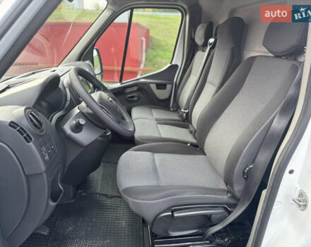 Белый Ниссан NV400, объемом двигателя 2.3 л и пробегом 263 тыс. км за 15700 $, фото 11 на Automoto.ua