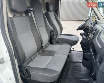 Белый Ниссан NV400, объемом двигателя 2.3 л и пробегом 263 тыс. км за 15700 $, фото 19 на Automoto.ua