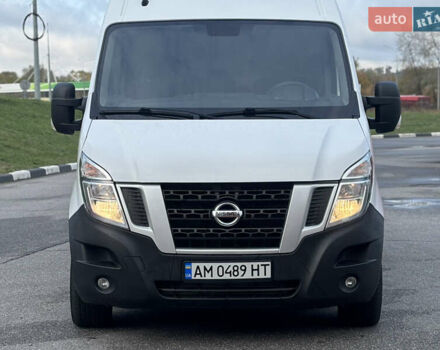 Белый Ниссан NV400, объемом двигателя 2.3 л и пробегом 263 тыс. км за 15700 $, фото 1 на Automoto.ua