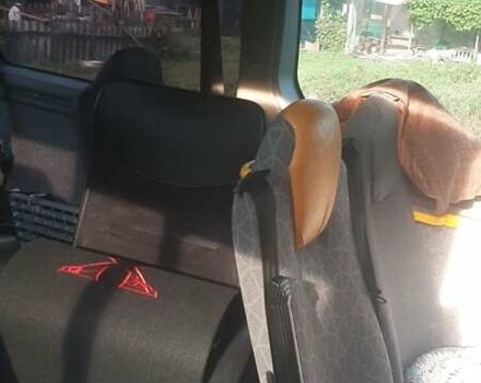 Білий Ніссан NV400, об'ємом двигуна 2.3 л та пробігом 345 тис. км за 14600 $, фото 2 на Automoto.ua