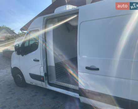 Белый Ниссан NV400, объемом двигателя 2.3 л и пробегом 480 тыс. км за 16400 $, фото 2 на Automoto.ua