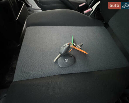 Белый Ниссан NV400, объемом двигателя 2.3 л и пробегом 178 тыс. км за 25900 $, фото 53 на Automoto.ua