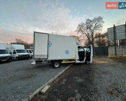Белый Ниссан NV400, объемом двигателя 2.3 л и пробегом 178 тыс. км за 25900 $, фото 41 на Automoto.ua