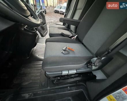 Белый Ниссан NV400, объемом двигателя 2.3 л и пробегом 178 тыс. км за 25900 $, фото 54 на Automoto.ua