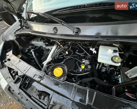 Белый Ниссан NV400, объемом двигателя 2.3 л и пробегом 178 тыс. км за 25900 $, фото 48 на Automoto.ua