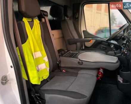 Белый Ниссан NV400, объемом двигателя 2.3 л и пробегом 111 тыс. км за 16999 $, фото 29 на Automoto.ua