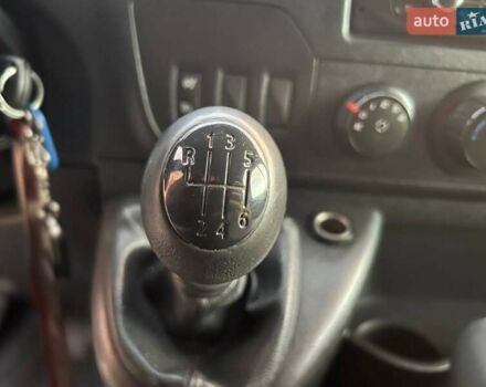 Белый Ниссан NV400, объемом двигателя 2.3 л и пробегом 111 тыс. км за 16999 $, фото 22 на Automoto.ua