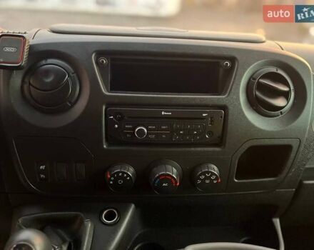 Белый Ниссан NV400, объемом двигателя 2.3 л и пробегом 111 тыс. км за 16999 $, фото 25 на Automoto.ua