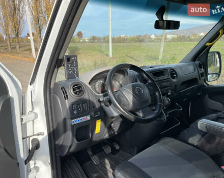 Белый Ниссан NV400, объемом двигателя 2.3 л и пробегом 350 тыс. км за 20000 $, фото 17 на Automoto.ua