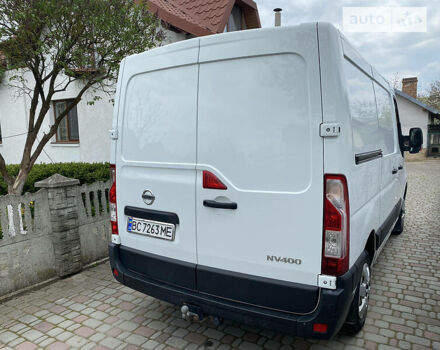 Белый Ниссан NV400, объемом двигателя 2.3 л и пробегом 237 тыс. км за 13700 $, фото 5 на Automoto.ua