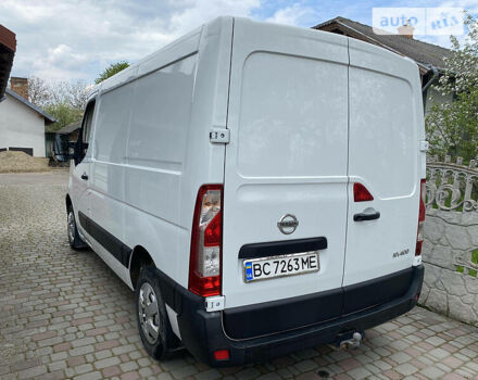 Белый Ниссан NV400, объемом двигателя 2.3 л и пробегом 237 тыс. км за 13700 $, фото 4 на Automoto.ua