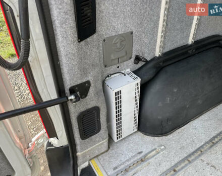 Белый Ниссан NV400, объемом двигателя 2.3 л и пробегом 350 тыс. км за 20000 $, фото 13 на Automoto.ua