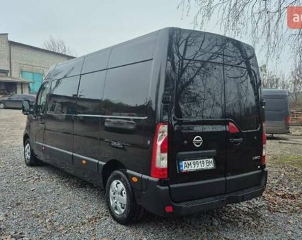 Черный Ниссан NV400, объемом двигателя 2.3 л и пробегом 169 тыс. км за 23500 $, фото 4 на Automoto.ua