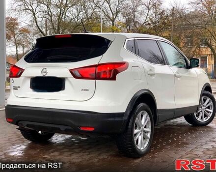 Білий Ніссан Rogue Sport, об'ємом двигуна 2 л та пробігом 131 тис. км за 11999 $, фото 2 на Automoto.ua