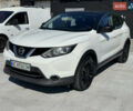 Белый Ниссан Rogue Sport, объемом двигателя 2 л и пробегом 210 тыс. км за 11900 $, фото 4 на Automoto.ua
