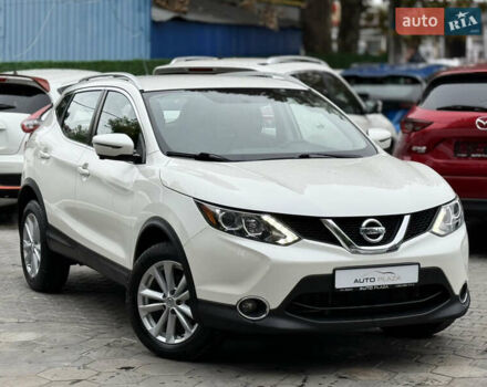 Белый Ниссан Rogue Sport, объемом двигателя 2 л и пробегом 68 тыс. км за 16900 $, фото 18 на Automoto.ua