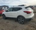 Белый Ниссан Rogue Sport, объемом двигателя 2 л и пробегом 136 тыс. км за 10900 $, фото 3 на Automoto.ua