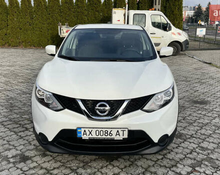 Білий Ніссан Rogue Sport, об'ємом двигуна 2 л та пробігом 62 тис. км за 14800 $, фото 16 на Automoto.ua