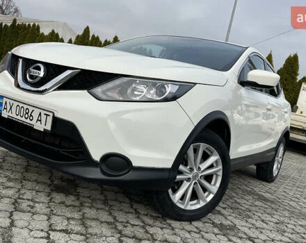 Білий Ніссан Rogue Sport, об'ємом двигуна 2 л та пробігом 62 тис. км за 14800 $, фото 13 на Automoto.ua