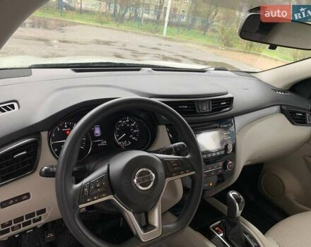 Белый Ниссан Rogue Sport, объемом двигателя 2 л и пробегом 131 тыс. км за 13499 $, фото 8 на Automoto.ua