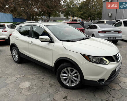 Белый Ниссан Rogue Sport, объемом двигателя 2 л и пробегом 68 тыс. км за 16900 $, фото 12 на Automoto.ua