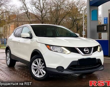 Білий Ніссан Rogue Sport, об'ємом двигуна 2 л та пробігом 131 тис. км за 11999 $, фото 5 на Automoto.ua