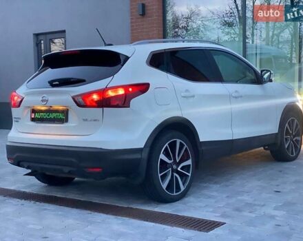 Белый Ниссан Rogue Sport, объемом двигателя 2 л и пробегом 61 тыс. км за 17690 $, фото 8 на Automoto.ua