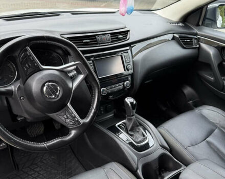 Білий Ніссан Rogue Sport, об'ємом двигуна 2 л та пробігом 53 тис. км за 14999 $, фото 4 на Automoto.ua