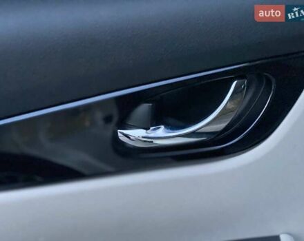 Белый Ниссан Rogue Sport, объемом двигателя 2 л и пробегом 61 тыс. км за 17690 $, фото 31 на Automoto.ua