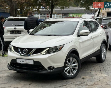 Белый Ниссан Rogue Sport, объемом двигателя 2 л и пробегом 68 тыс. км за 16900 $, фото 7 на Automoto.ua