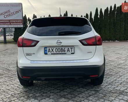 Білий Ніссан Rogue Sport, об'ємом двигуна 2 л та пробігом 62 тис. км за 14800 $, фото 22 на Automoto.ua