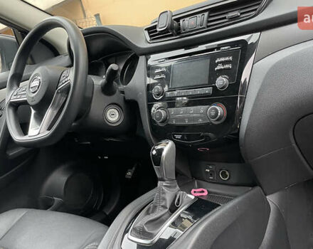 Білий Ніссан Rogue Sport, об'ємом двигуна 2 л та пробігом 62 тис. км за 14800 $, фото 32 на Automoto.ua