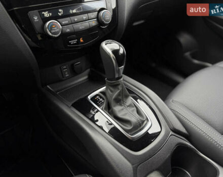Белый Ниссан Rogue Sport, объемом двигателя 2 л и пробегом 68 тыс. км за 16900 $, фото 52 на Automoto.ua