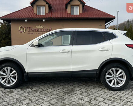 Білий Ніссан Rogue Sport, об'ємом двигуна 2 л та пробігом 62 тис. км за 14800 $, фото 25 на Automoto.ua