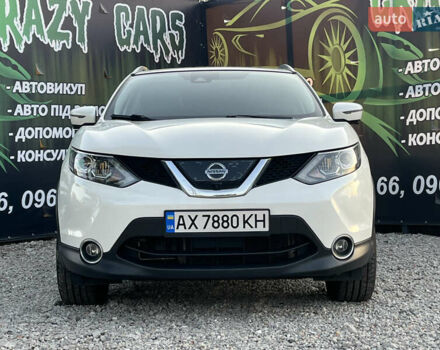 Белый Ниссан Rogue Sport, объемом двигателя 2 л и пробегом 107 тыс. км за 14300 $, фото 3 на Automoto.ua