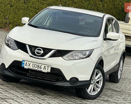 Білий Ніссан Rogue Sport, об'ємом двигуна 2 л та пробігом 62 тис. км за 14800 $, фото 3 на Automoto.ua