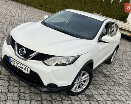 Білий Ніссан Rogue Sport, об'ємом двигуна 2 л та пробігом 62 тис. км за 14800 $, фото 14 на Automoto.ua