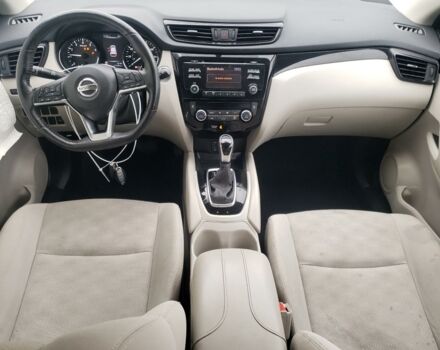 Белый Ниссан Rogue Sport, объемом двигателя 2 л и пробегом 83 тыс. км за 11900 $, фото 7 на Automoto.ua