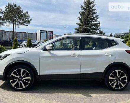 Білий Ніссан Rogue Sport, об'ємом двигуна 2 л та пробігом 76 тис. км за 18800 $, фото 3 на Automoto.ua