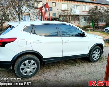 Белый Ниссан Rogue Sport, объемом двигателя 2 л и пробегом 70 тыс. км за 16700 $, фото 1 на Automoto.ua