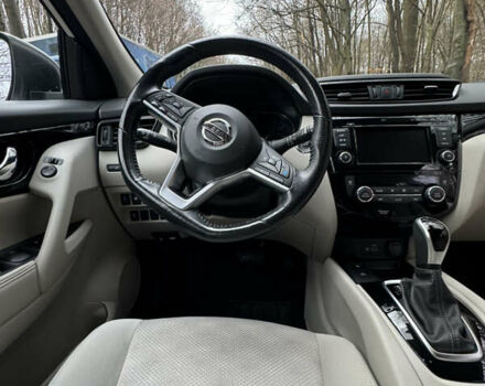 Белый Ниссан Rogue Sport, объемом двигателя 2 л и пробегом 81 тыс. км за 16500 $, фото 9 на Automoto.ua