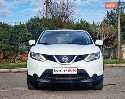 Белый Ниссан Rogue Sport, объемом двигателя 2 л и пробегом 143 тыс. км за 14199 $, фото 2 на Automoto.ua