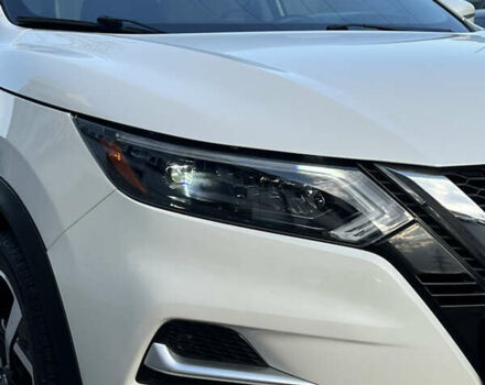 Білий Ніссан Rogue Sport, об'ємом двигуна 2 л та пробігом 32 тис. км за 19400 $, фото 10 на Automoto.ua