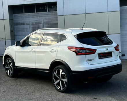 Білий Ніссан Rogue Sport, об'ємом двигуна 2 л та пробігом 32 тис. км за 19400 $, фото 8 на Automoto.ua